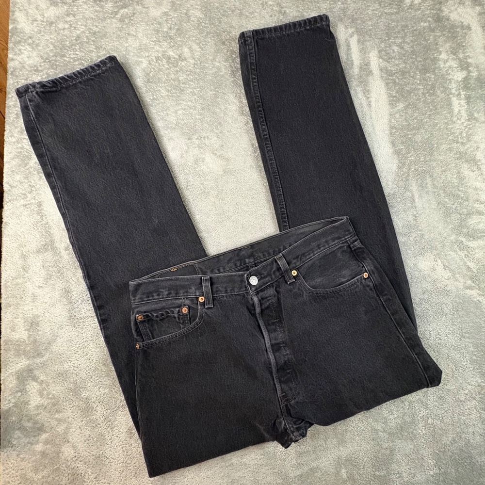VTG 1999 Levi's 501 Men's 33.5x33 Black Denim Button Fly Made in Mexico Jeans